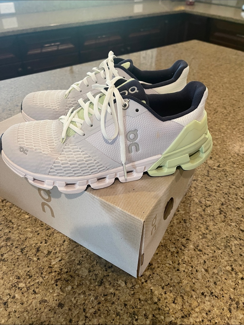 Womens OnCloud Cloudflyer